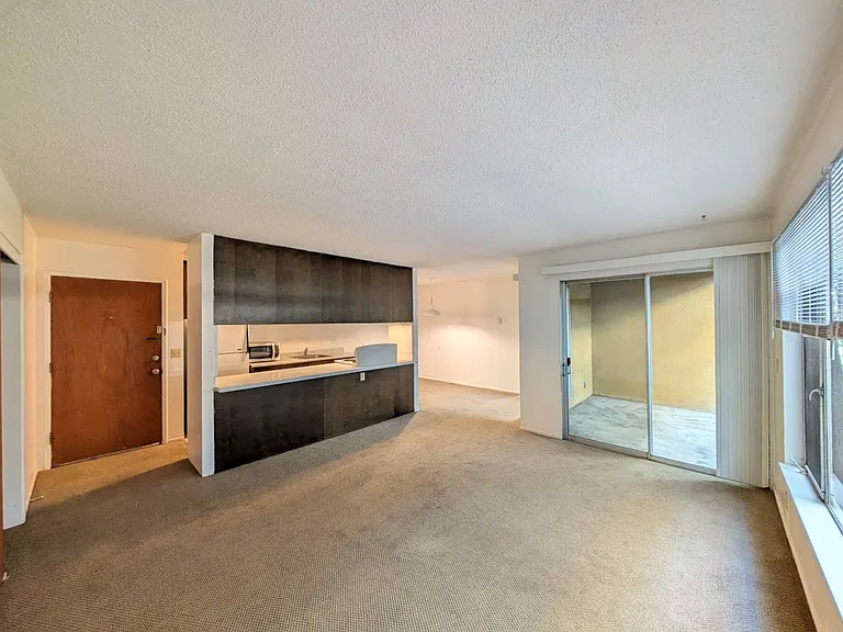 1925 Delaware St #2C — Photo 3