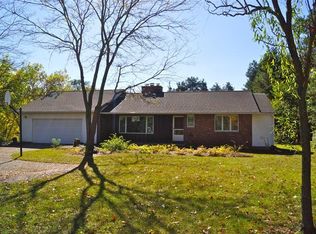 9115 N Territorial Rd, Dexter, MI 48130