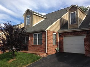 5418 Quail Ridge Ct, Roanoke, VA 24018