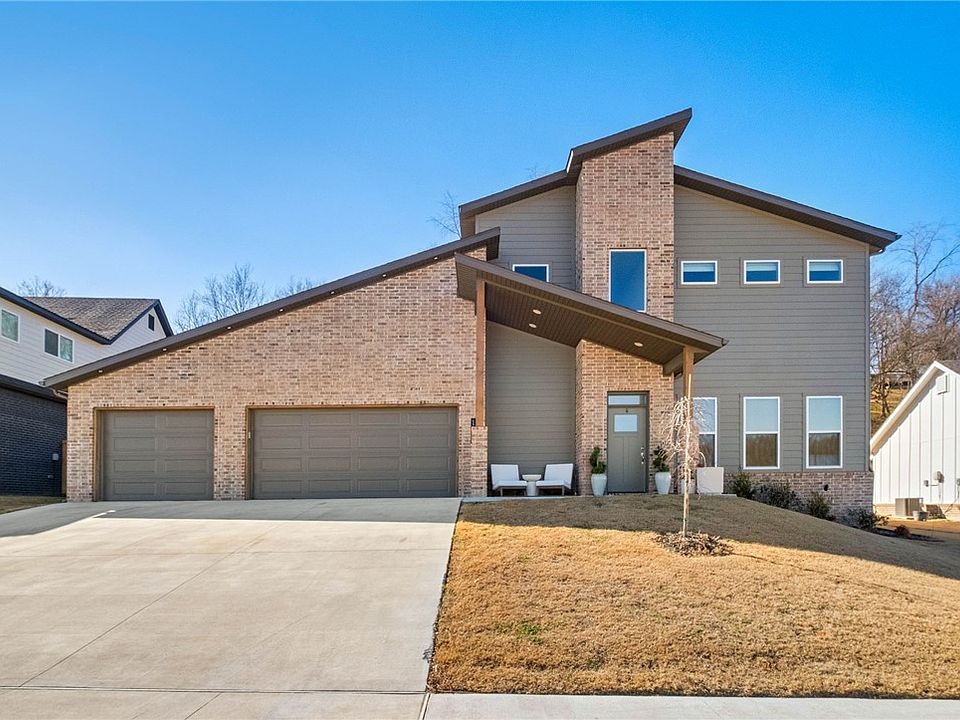 1st image of 1113 Bunker Dr