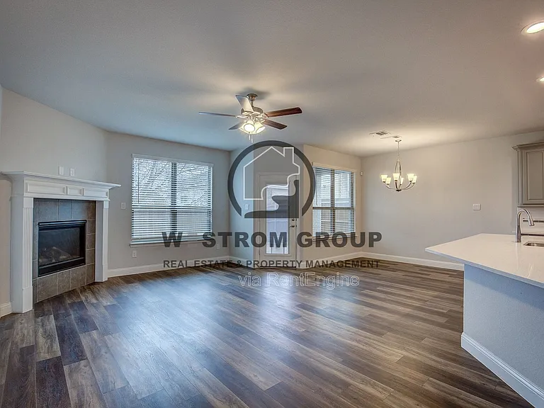 10320 Linger Ln — Photo 11
