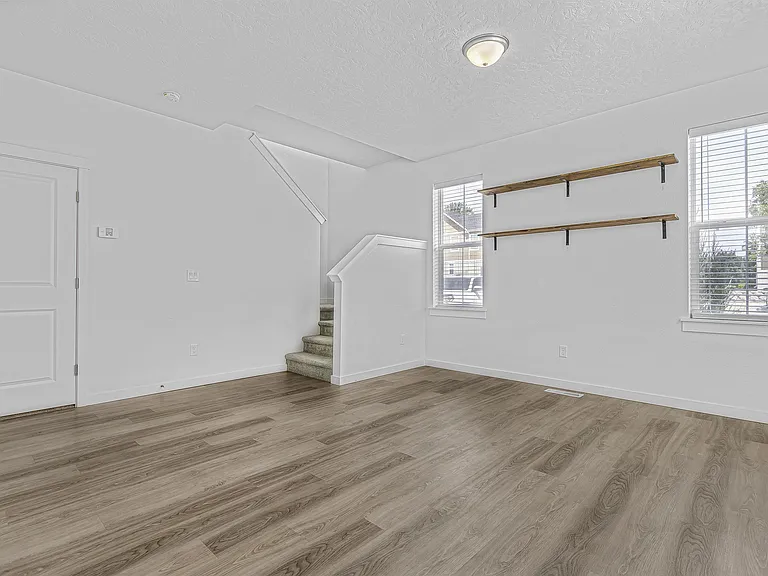 5987 S Jessenia Ln — Photo 8