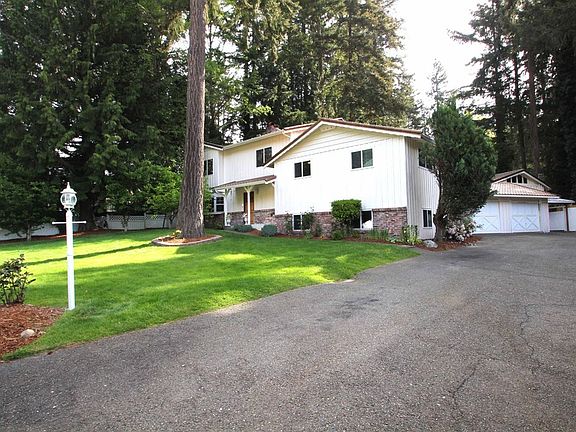 2nd image of 10435 Delwood Dr SW