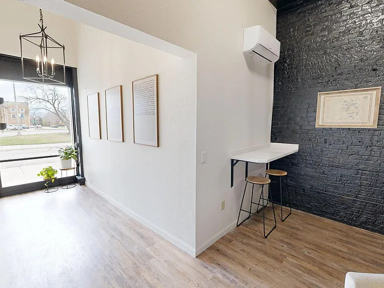 542 Benson Avenue Sw Ensuite #116 — Photo 6