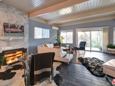 1857 Phillips Way, Los Angeles, CA, 90042