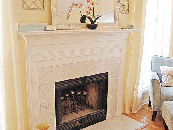 Fire place with marble 