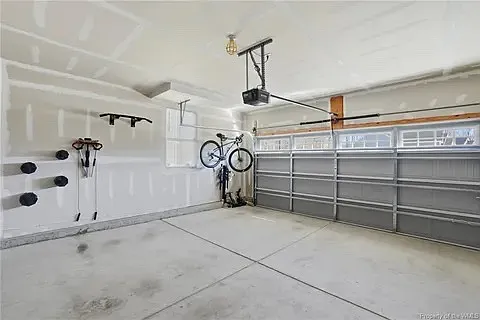 303 Lorraine Dr — Photo 23