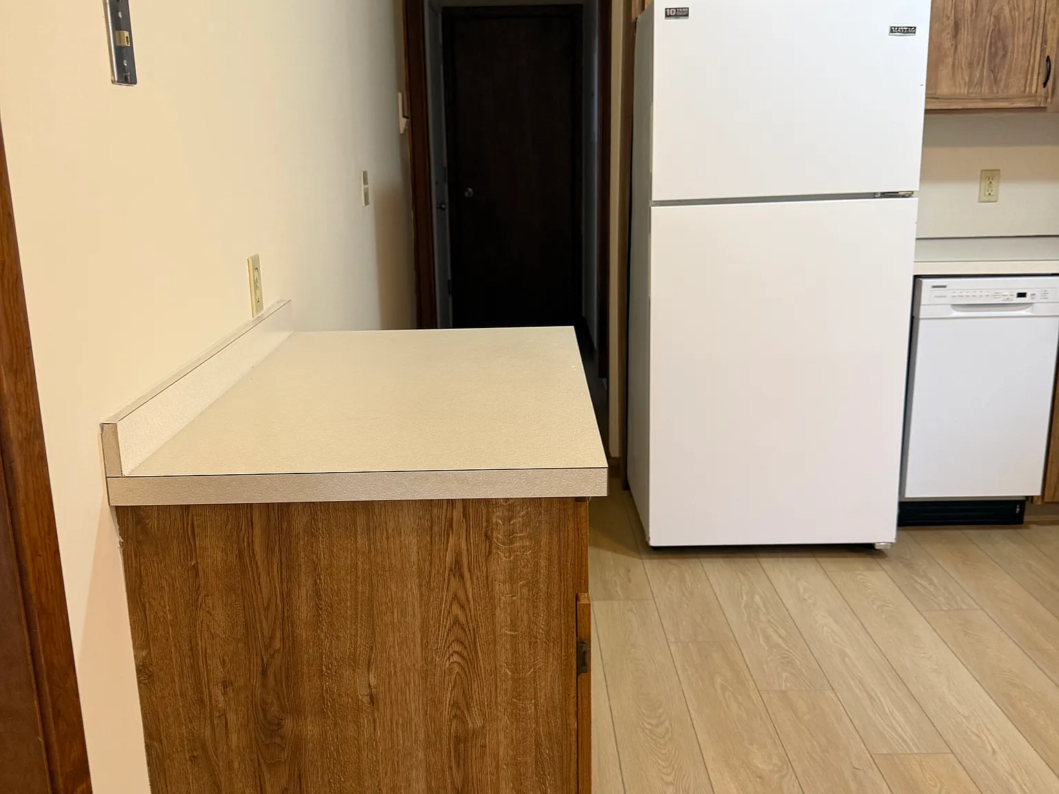 1 bed, 900 sqft, $1,400 — Photo 2