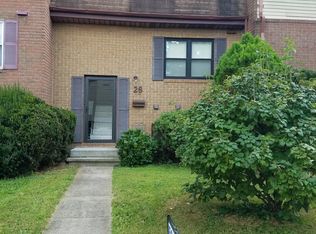 28 Pickersgill Sq, Owings Mills, MD 21117