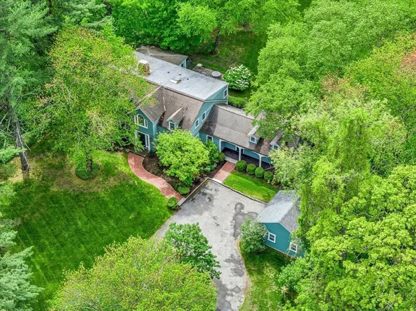 1731 Lowell Rd, Concord, MA 01742