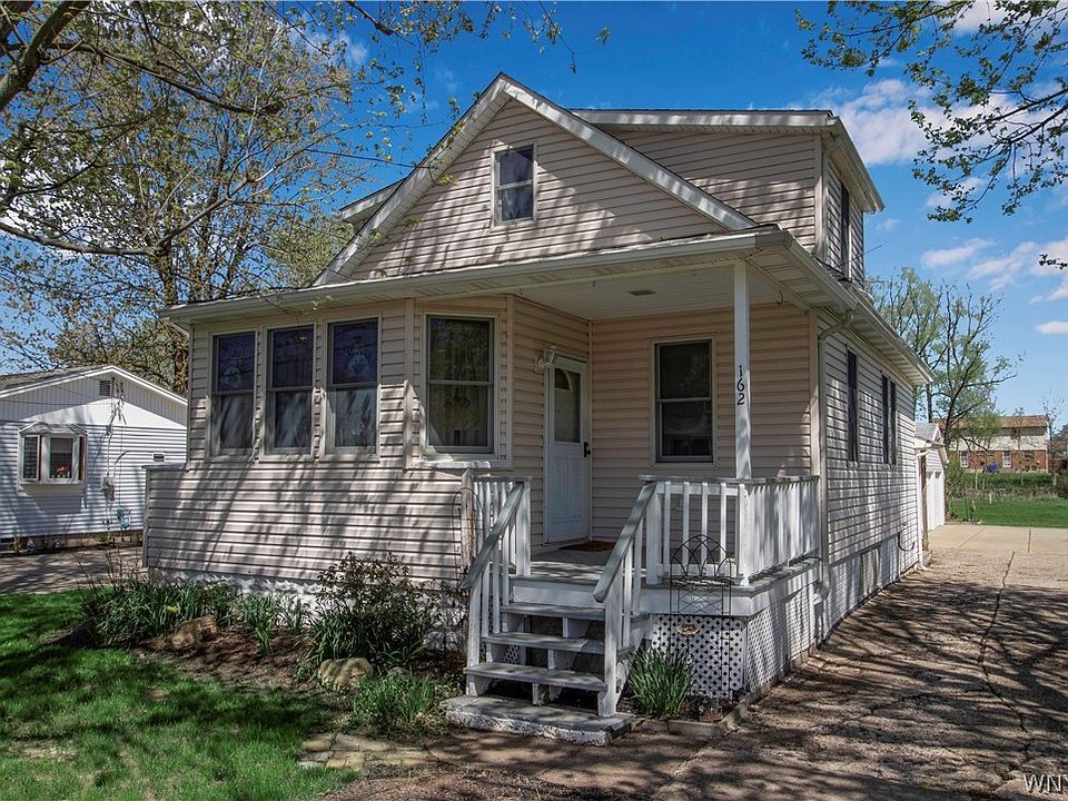 1st image of 162 Hyland Pl
