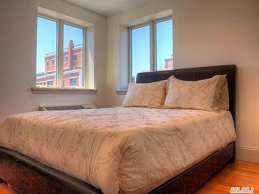 Sold by Douglas Elliman | media 12