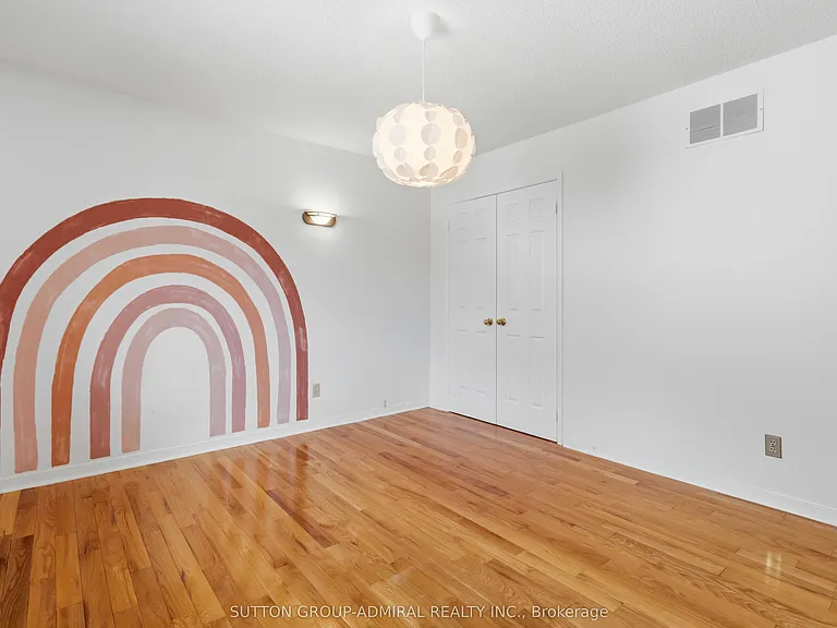 21 Kersey Cres — Photo 23