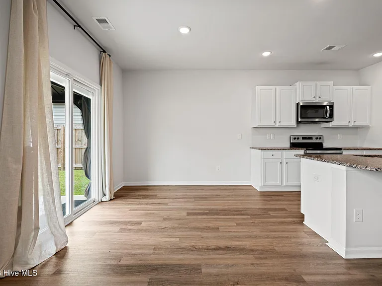 2091 Bella Point Dr SE — Photo 20