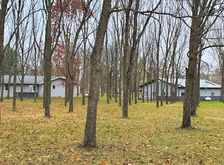 5108 S Hidden Heights Rd, Oregon, IL 61061