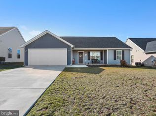 118 Peking Ln, Martinsburg, WV 25403