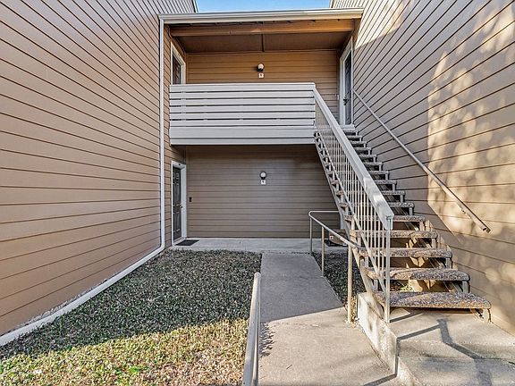 2nd image of 3621 W Northgate Dr APT 230