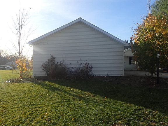 3rd image of 11549 N Candy Cane Ln