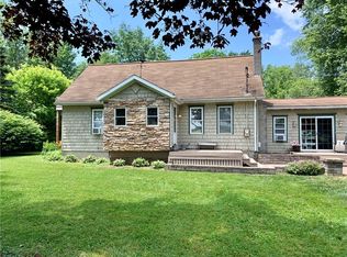 1710 W Kendall Rd, Kendall, NY 14476