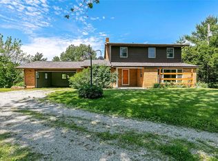 6905 Deer Hill Rd, Waterloo, IL 62298