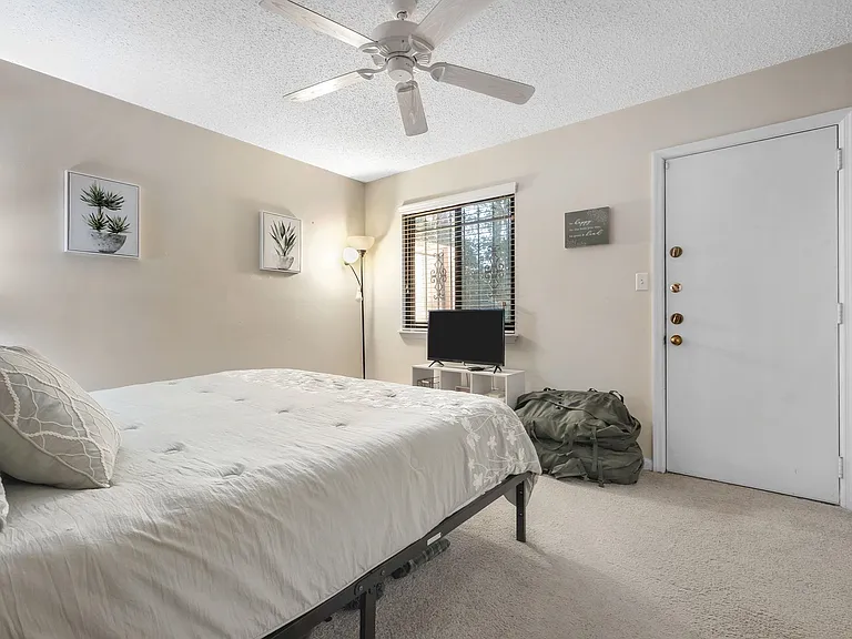 2203 Sandpiper St — Photo 13