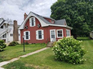 515 N Walnut St, Byron, IL 61010