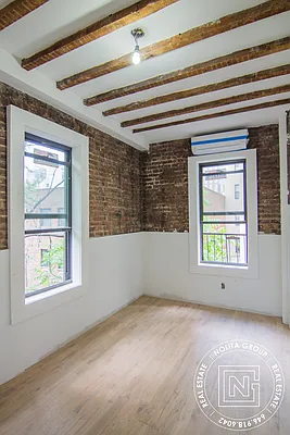 Rented by Nolita Group | media 33