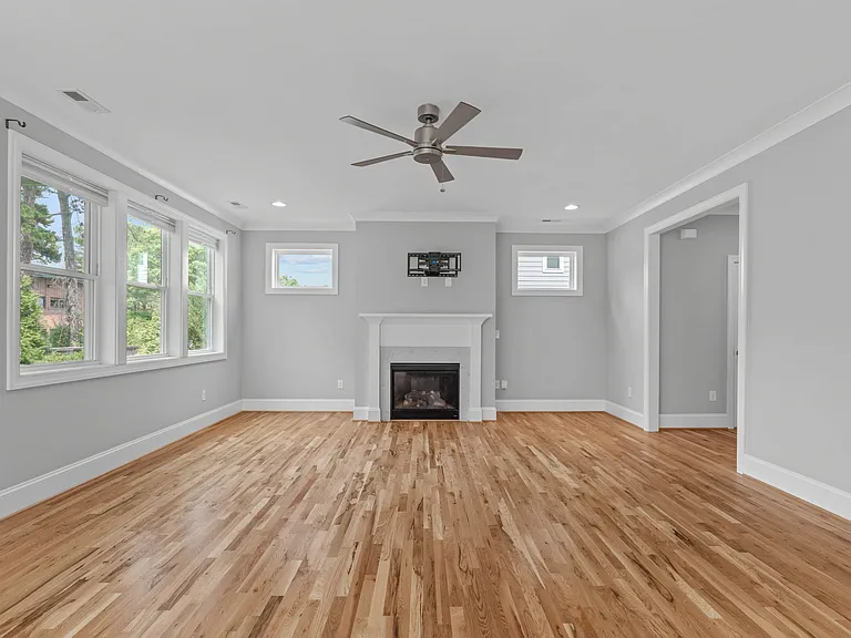 5008 Centerbud Pl — Photo 15