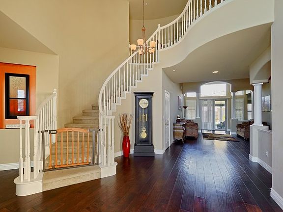 2nd image of 506 Heathmore Ct