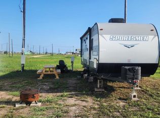 71 Sardine St, Palacios, TX 77465