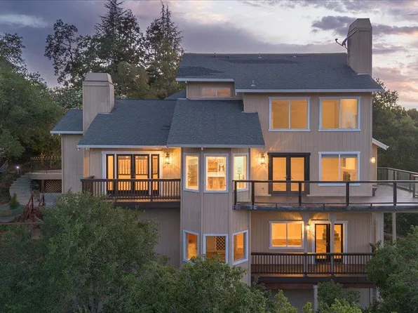 17864 Holiday Dr, Morgan Hill, CA 95037