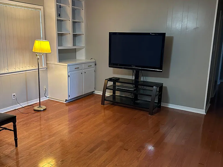 551 Delaware St — Photo 14
