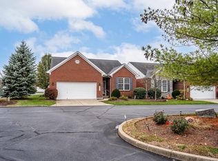 451 Woodlands Ridge Dr, Cincinnati, OH 45238