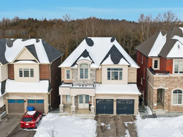 58 Charles White Ct, East Gwillimbury, ON L9N 0T7
