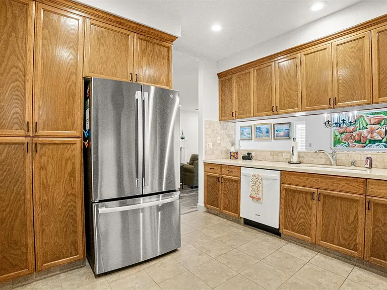 2585 Central Park Dr — Photo 11