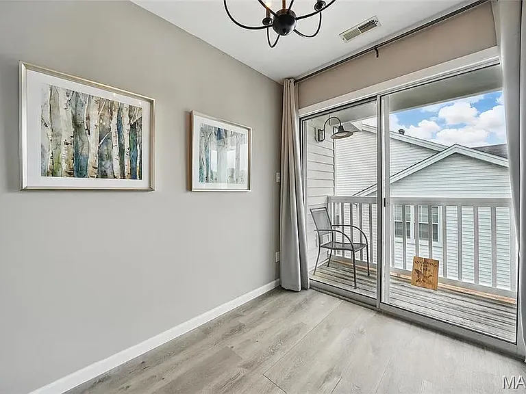 151 Imperial Crown Way #J — Photo 13