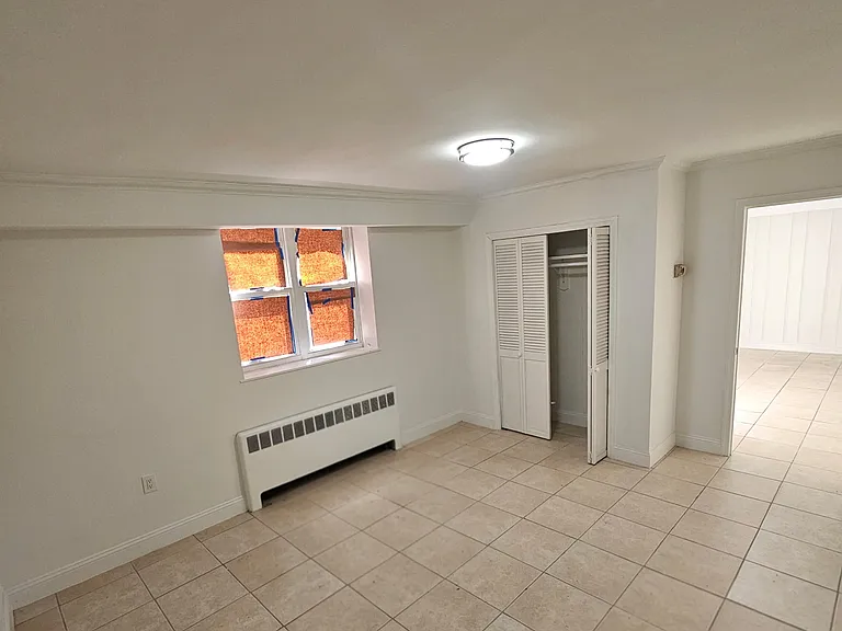 1214 Pelham Pkwy S #CAN — Photo 4