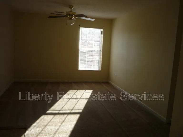 133 Rolland St #22 — Photo 7