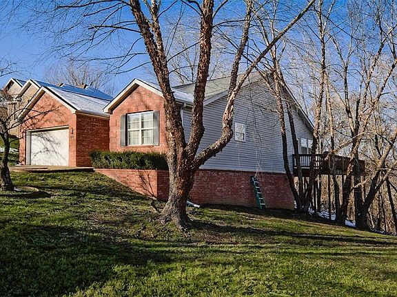2nd image of 17 Valley View Cir