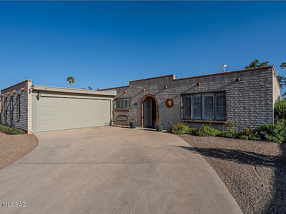 2nd image of 8950 E Calle Bolivar
