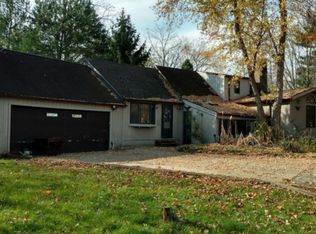 27355 Cannon Rd, Solon, OH 44139