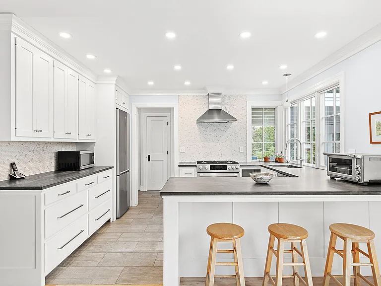 119 Sayres Path — Photo 9