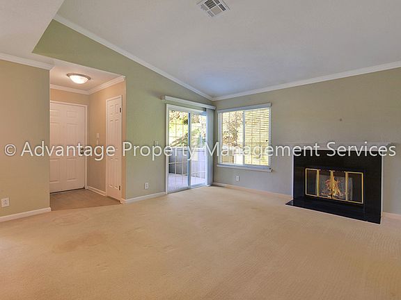 4th image of 525 Canyon Oaks Dr APT F