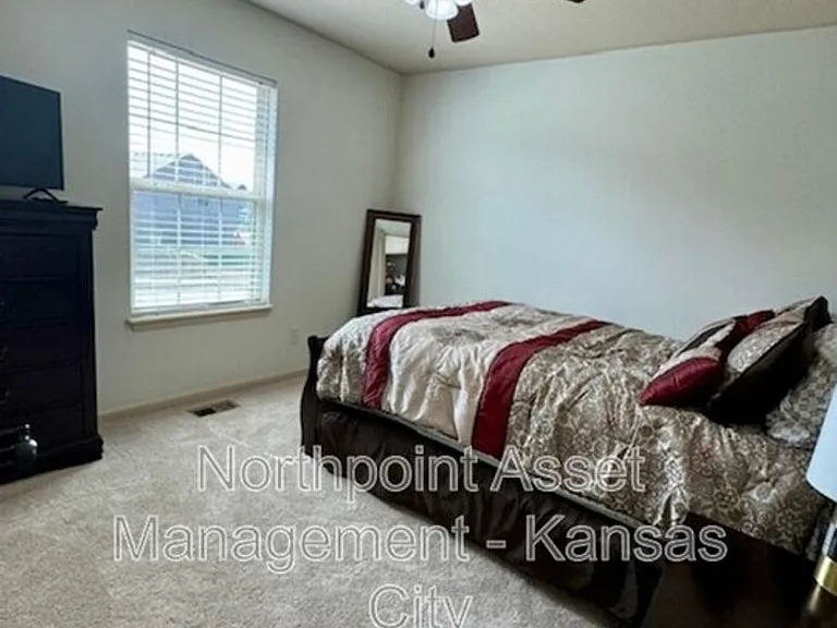 8808 NE 116th Pl — Photo 11