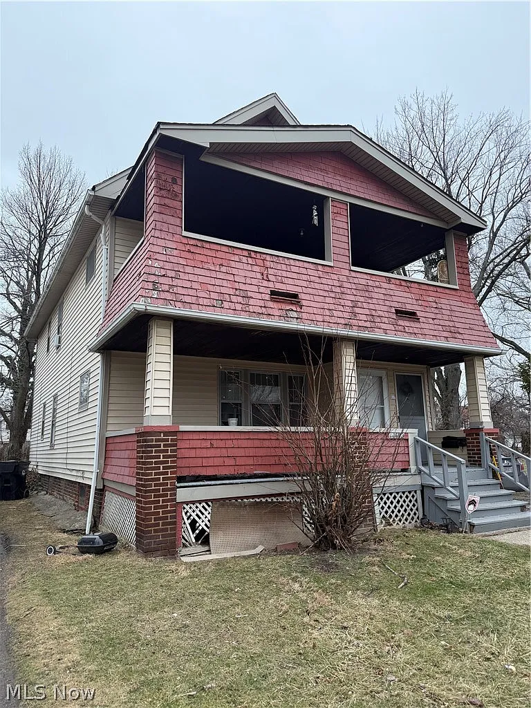 13609 Eaglesmere Ave photo 1