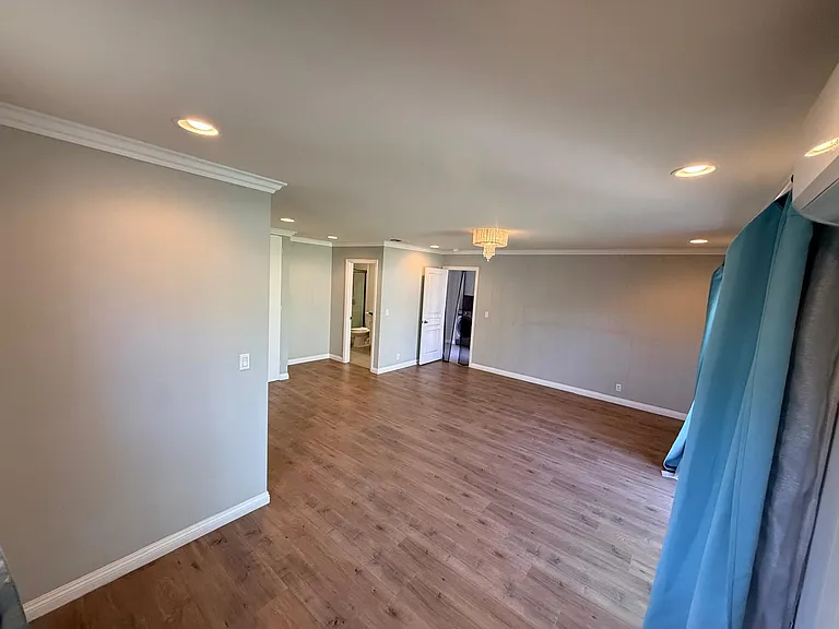 5656 Garypark Ave — Photo 8