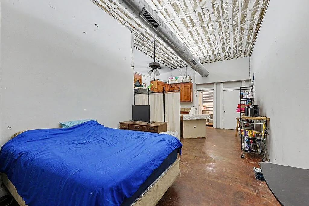 1 bed, 1.0 bath, 1150 sqft, $1,100 — Photo 3