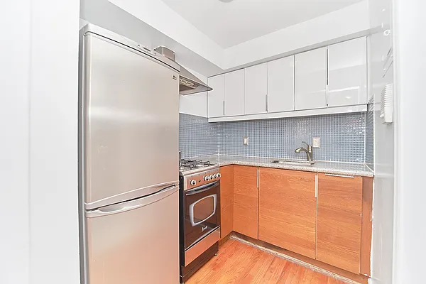 Rented by Living New York | media 8