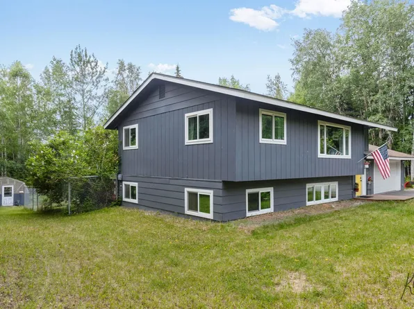 473 Marshall Dr, Fairbanks, AK 99712