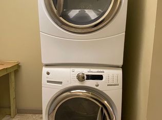 418 Hancock St, Hancock, MI 49930